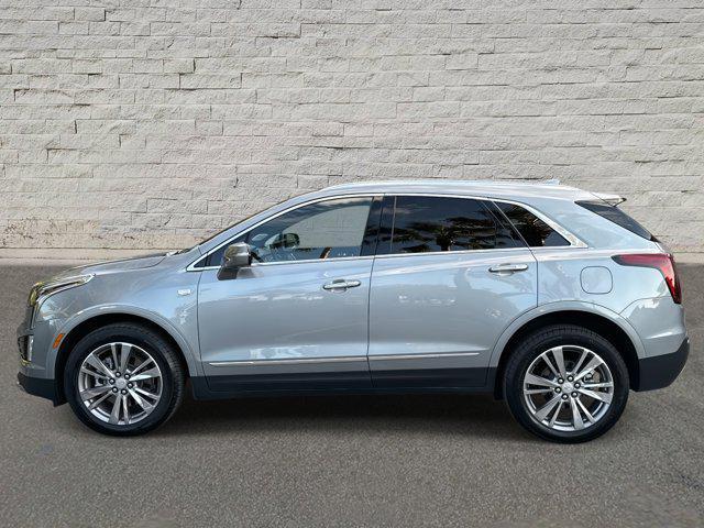 used 2025 Cadillac XT5 car, priced at $42,990