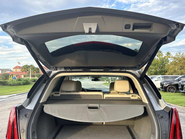 used 2025 Cadillac XT5 car, priced at $38,500