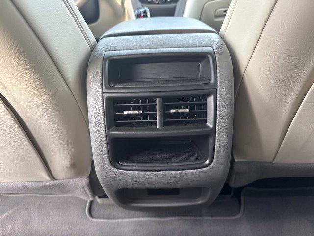 used 2025 Cadillac XT5 car, priced at $38,500