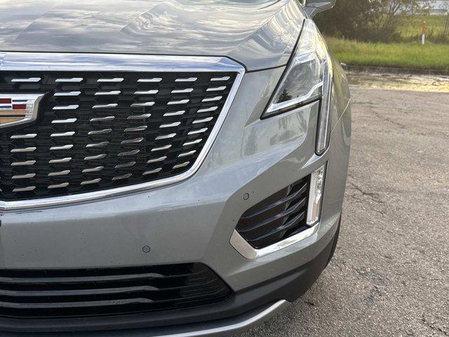 used 2025 Cadillac XT5 car, priced at $38,500