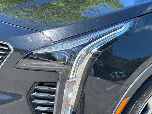 used 2022 Cadillac XT4 car, priced at $24,691