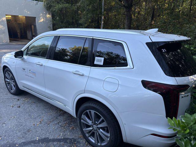 new 2025 Cadillac XT6 car, priced at $73,015