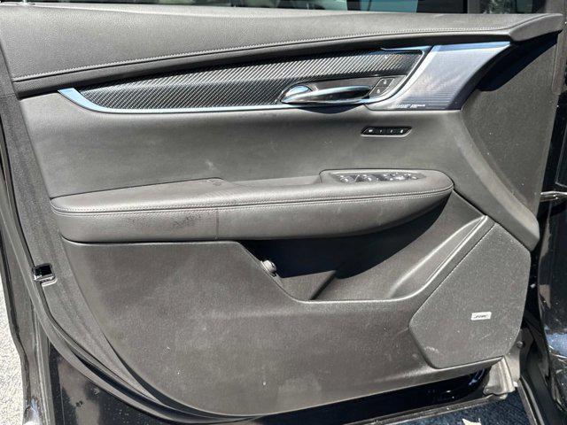 used 2024 Cadillac XT6 car, priced at $51,990