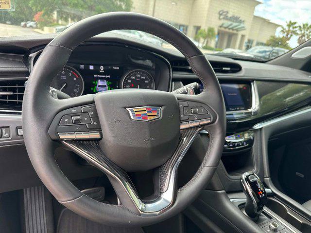 used 2024 Cadillac XT6 car, priced at $54,900