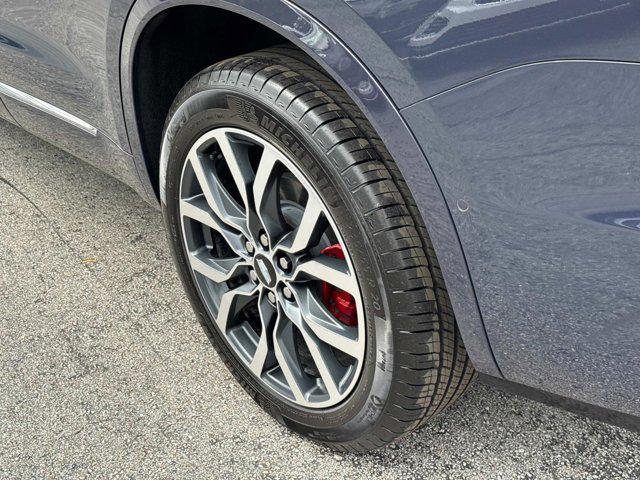 used 2024 Cadillac XT6 car, priced at $54,900