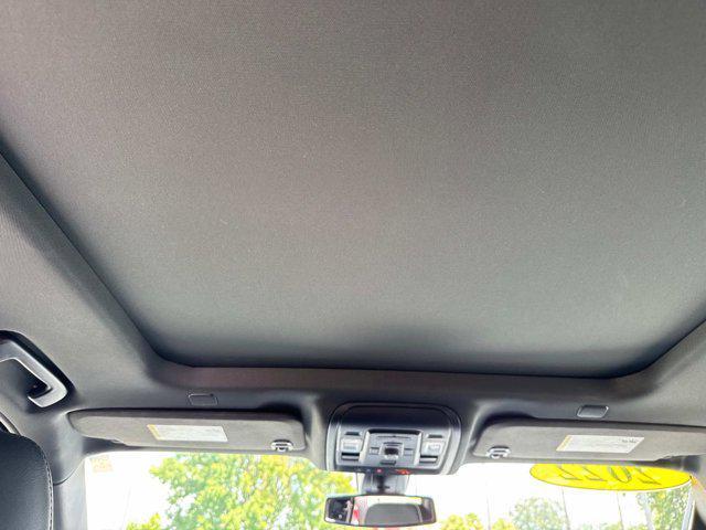 used 2022 GMC Yukon car, priced at $52,995