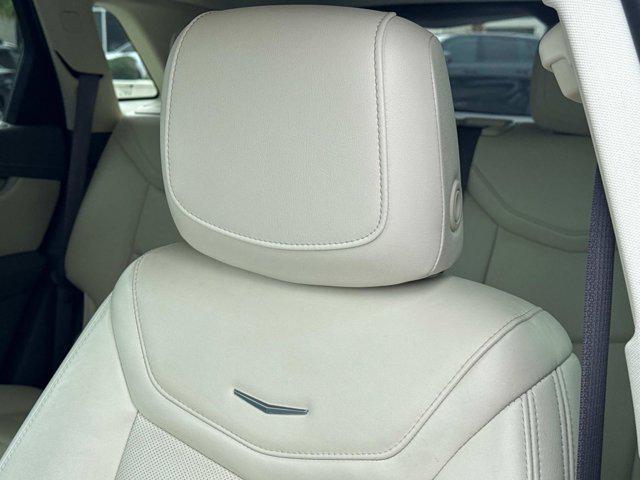 used 2021 Cadillac XT5 car, priced at $30,995