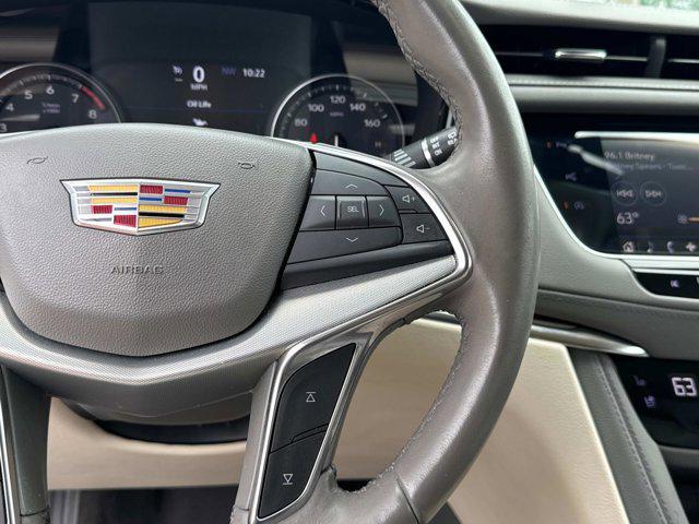 used 2021 Cadillac XT5 car, priced at $30,995