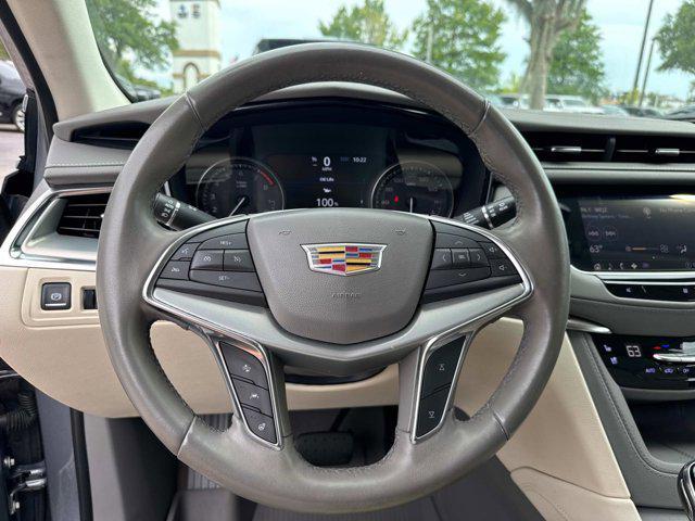 used 2021 Cadillac XT5 car, priced at $30,995