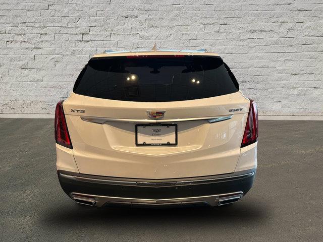 new 2024 Cadillac XT5 car, priced at $56,390