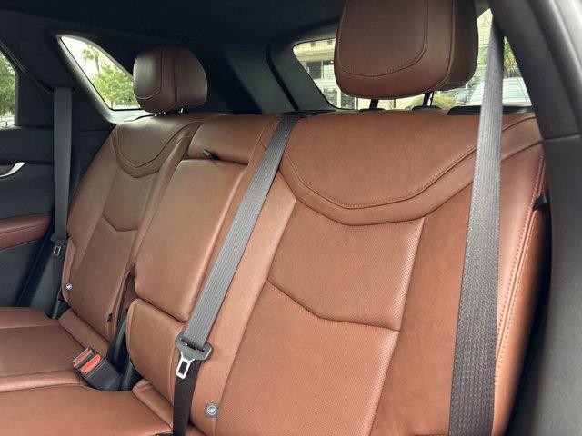 used 2024 Cadillac XT5 car, priced at $43,990