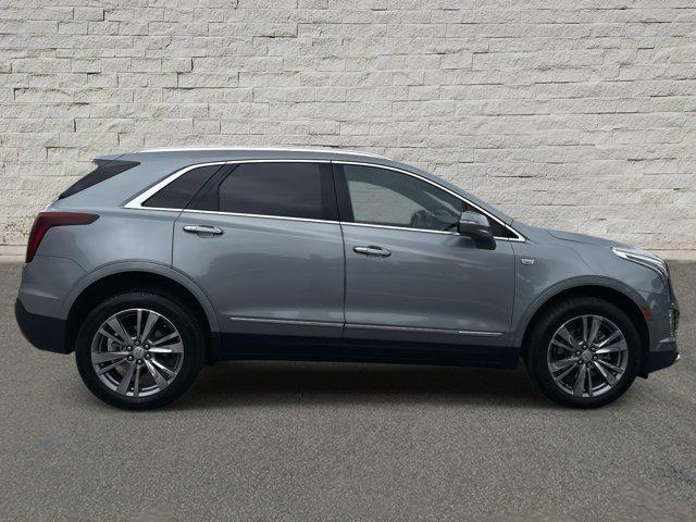 used 2024 Cadillac XT5 car, priced at $43,990