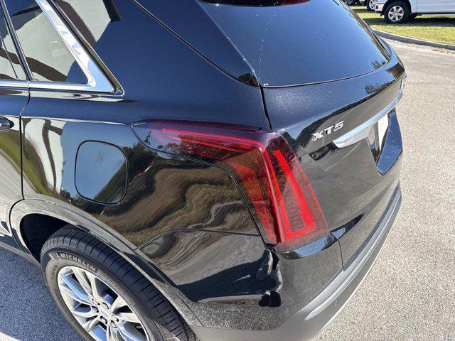 used 2021 Cadillac XT5 car, priced at $26,995