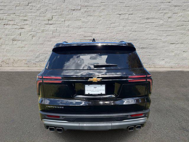 used 2025 Chevrolet Traverse car, priced at $34,990