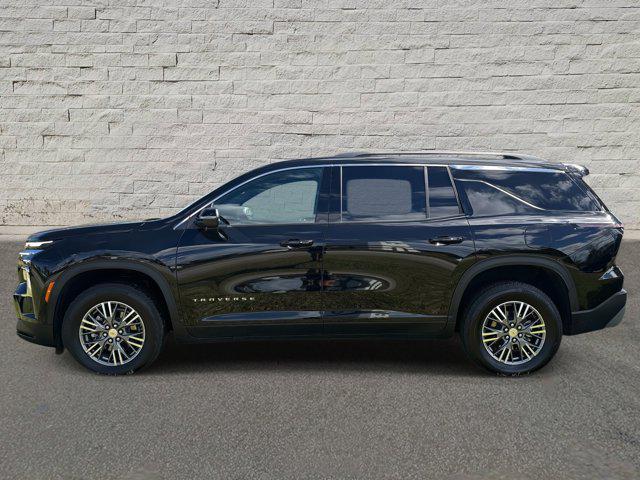 used 2025 Chevrolet Traverse car, priced at $34,990