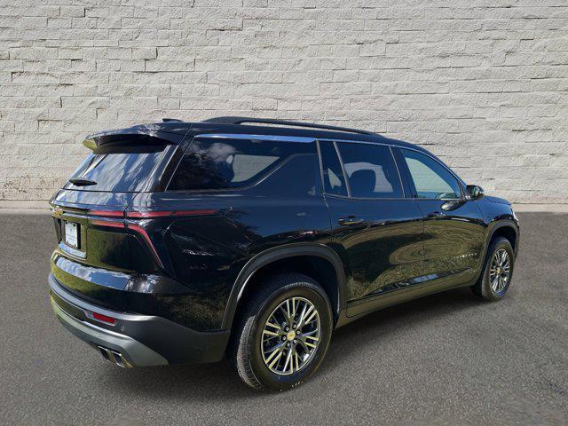 used 2025 Chevrolet Traverse car, priced at $34,990