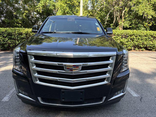 used 2019 Cadillac Escalade ESV car, priced at $33,613