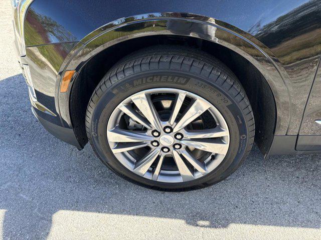 used 2025 Cadillac XT5 car, priced at $41,900