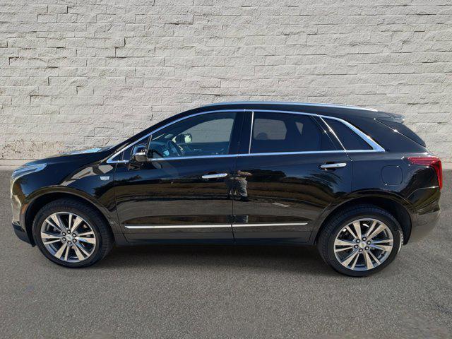 used 2025 Cadillac XT5 car, priced at $41,900