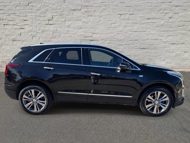 used 2025 Cadillac XT5 car, priced at $41,900