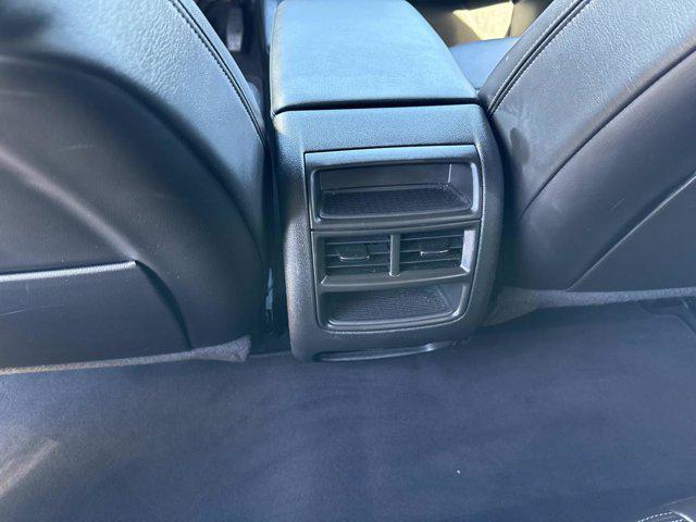 used 2025 Cadillac XT5 car, priced at $41,900