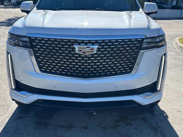 new 2024 Cadillac Escalade ESV car