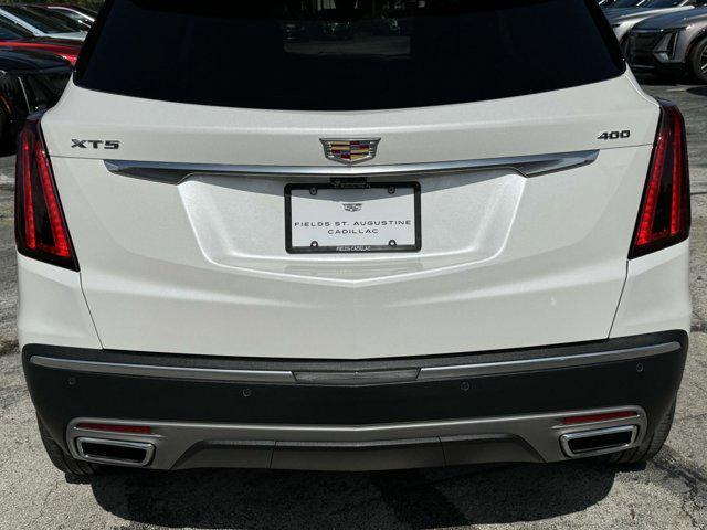 used 2021 Cadillac XT5 car, priced at $33,900