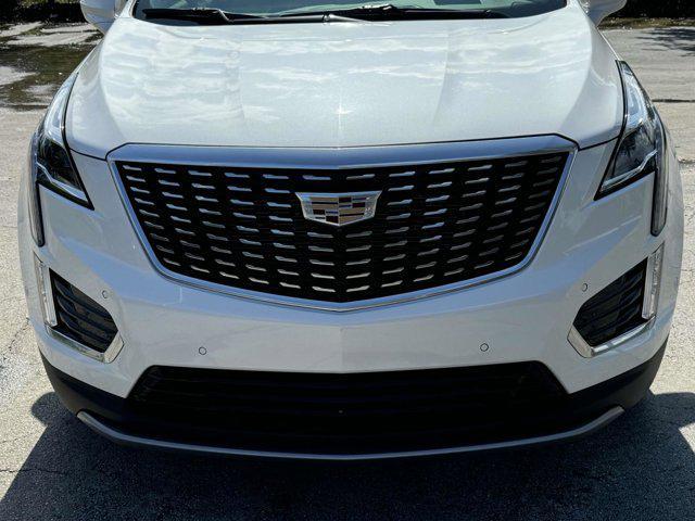 used 2021 Cadillac XT5 car, priced at $33,900