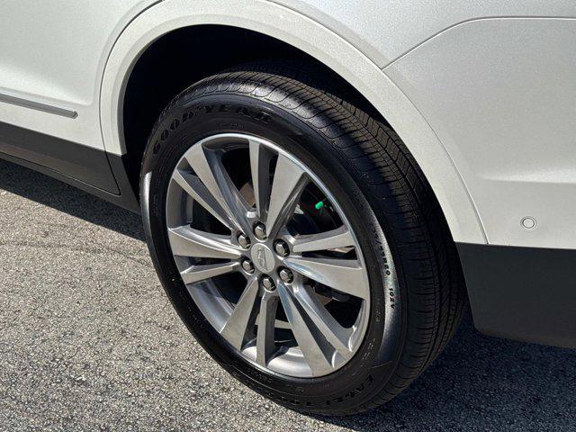used 2022 Cadillac XT5 car, priced at $28,691