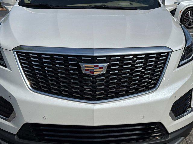 used 2022 Cadillac XT5 car, priced at $28,691