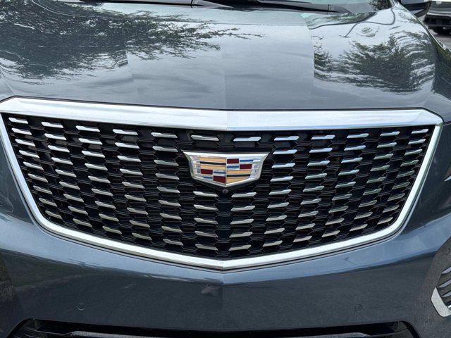 used 2021 Cadillac XT5 car, priced at $31,500