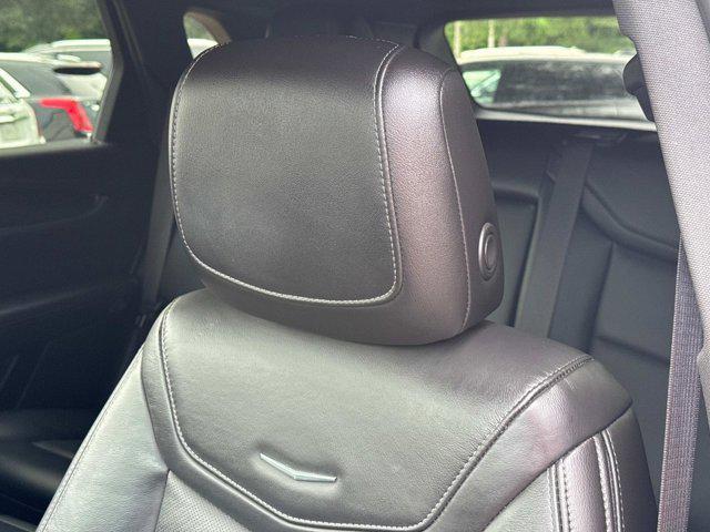 used 2021 Cadillac XT5 car, priced at $31,500