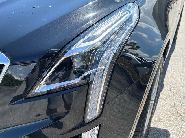 used 2021 Cadillac XT5 car, priced at $31,900