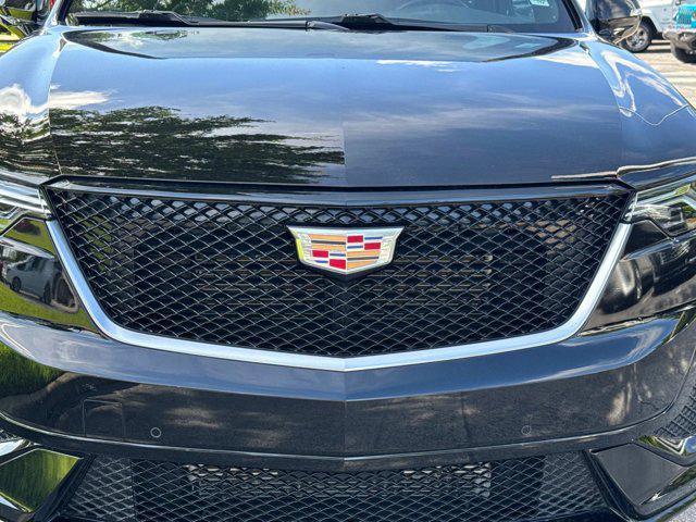 used 2025 Cadillac XT6 car, priced at $54,900