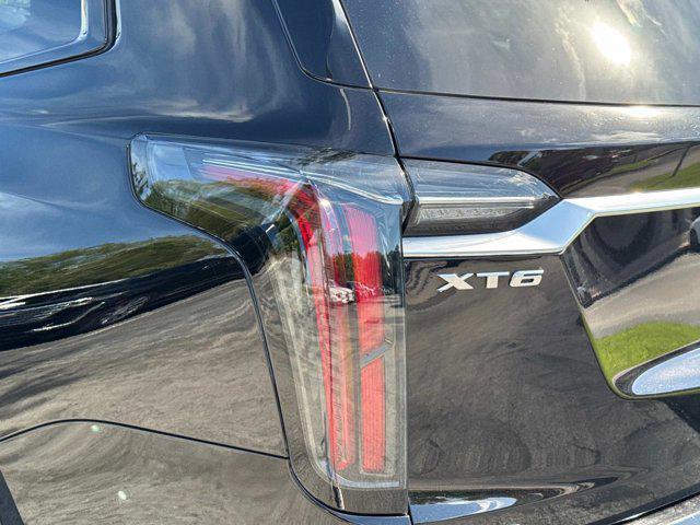 used 2025 Cadillac XT6 car, priced at $54,900