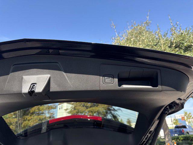 used 2025 Cadillac XT5 car, priced at $42,990