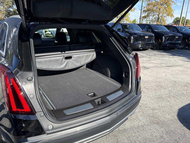 used 2025 Cadillac XT5 car, priced at $42,990