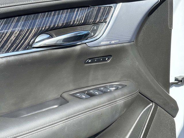 used 2025 Cadillac XT6 car, priced at $47,500