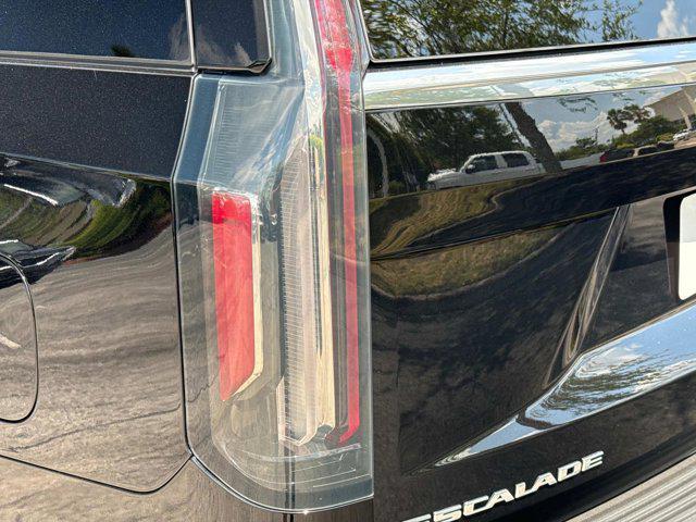new 2024 Cadillac Escalade ESV car, priced at $110,815