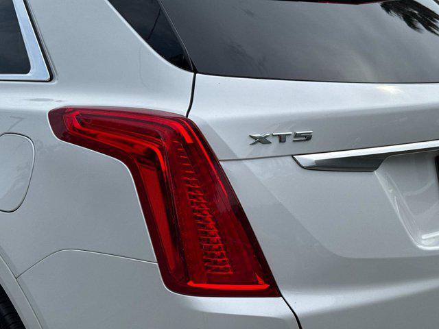 used 2019 Cadillac XT5 car, priced at $24,495