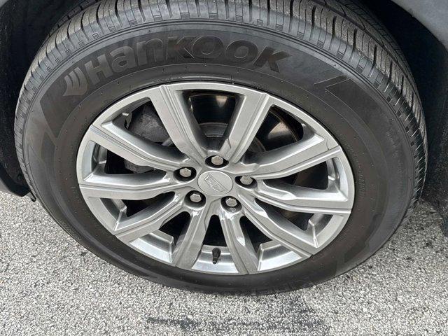 used 2022 Cadillac XT4 car, priced at $28,995