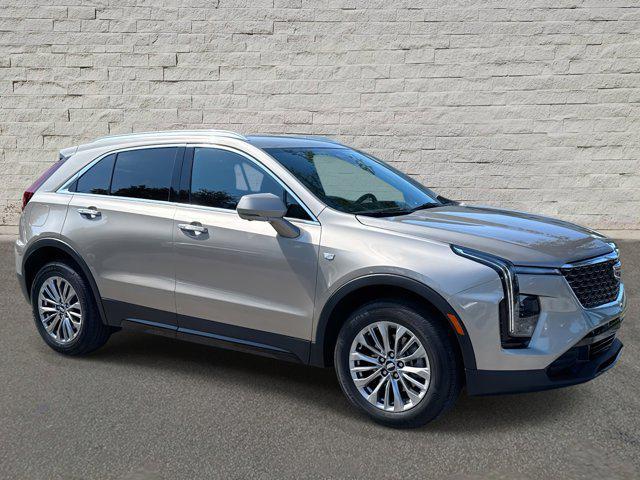 used 2025 Cadillac XT4 car, priced at $35,900