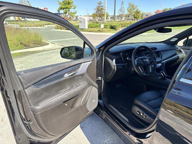 used 2025 Cadillac XT5 car, priced at $42,995