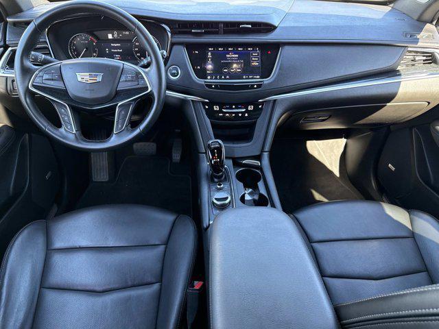used 2025 Cadillac XT5 car, priced at $42,995