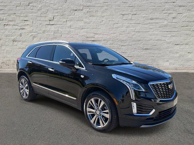 used 2025 Cadillac XT5 car, priced at $42,995