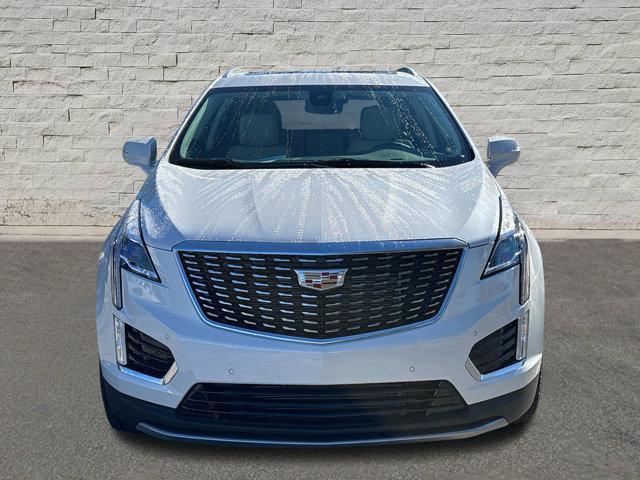 new 2025 Cadillac XT5 car, priced at $54,215