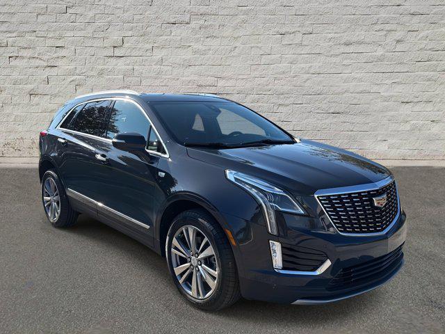 used 2025 Cadillac XT5 car, priced at $44,900