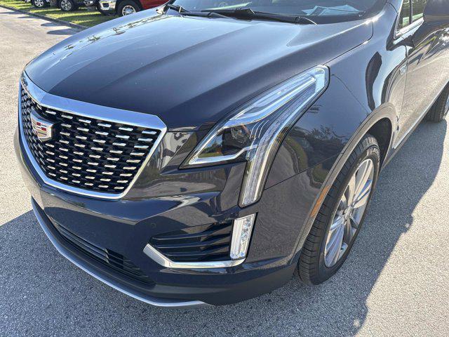 used 2025 Cadillac XT5 car, priced at $44,900