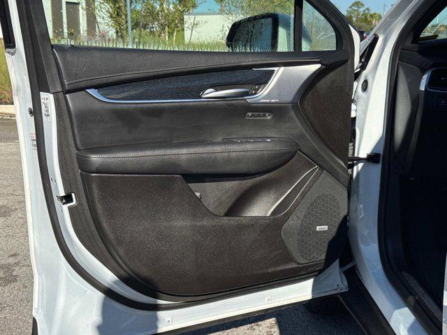 used 2025 Cadillac XT5 car, priced at $43,490