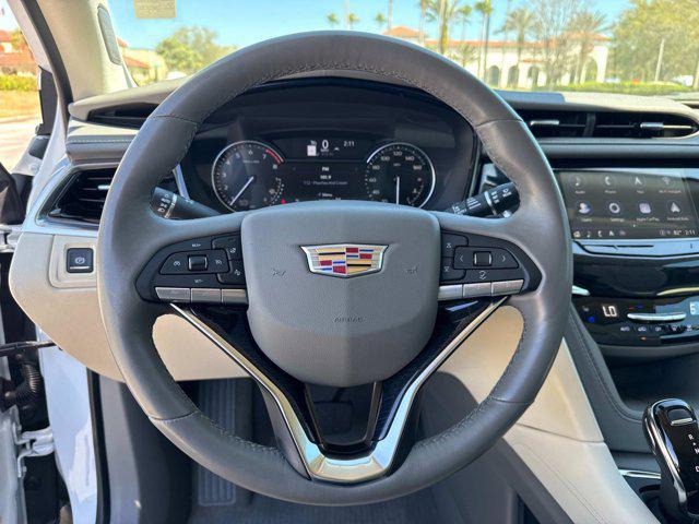used 2024 Cadillac XT6 car, priced at $46,991